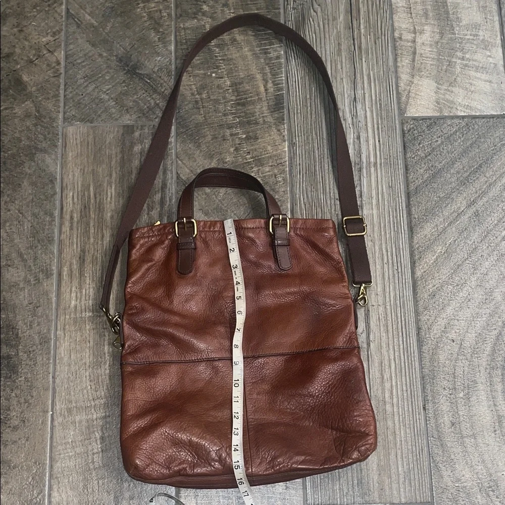 Vintage Fossil Brown Leather unisex messenger Bag